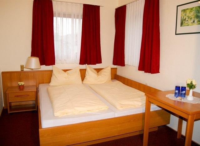 Hotel Schonunger Bucht Waigolshausen Екстер'єр фото