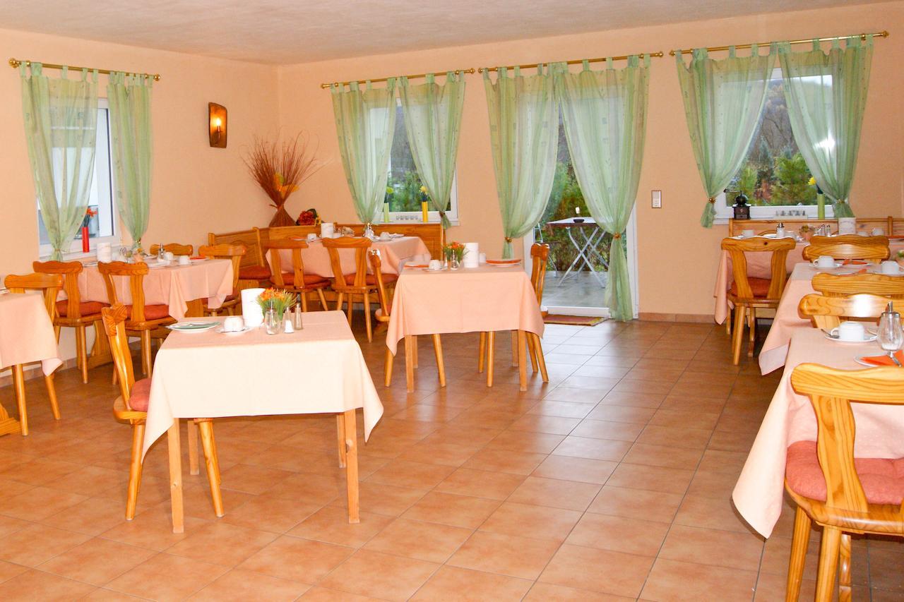 Hotel Schonunger Bucht Waigolshausen Екстер'єр фото