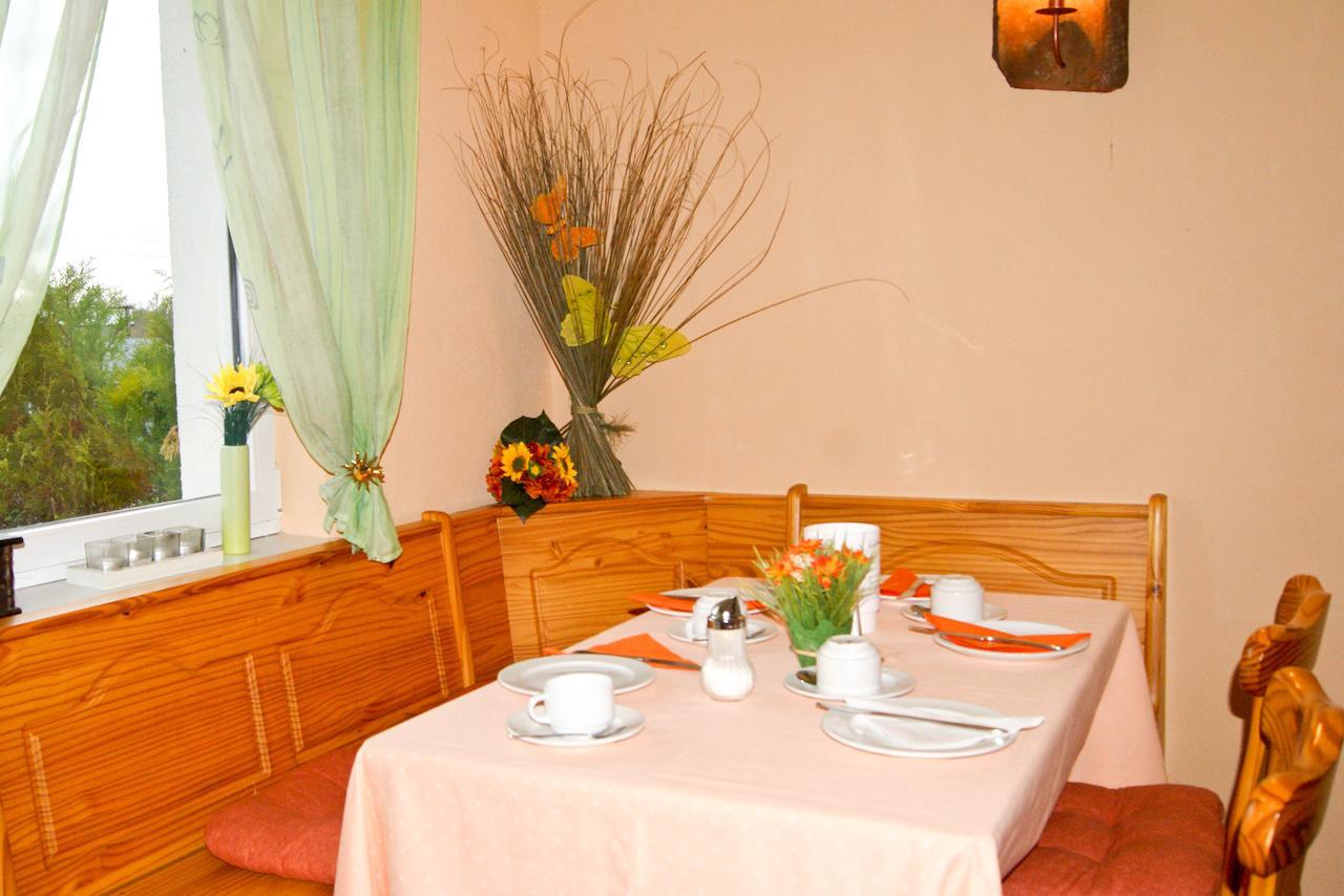 Hotel Schonunger Bucht Waigolshausen Екстер'єр фото