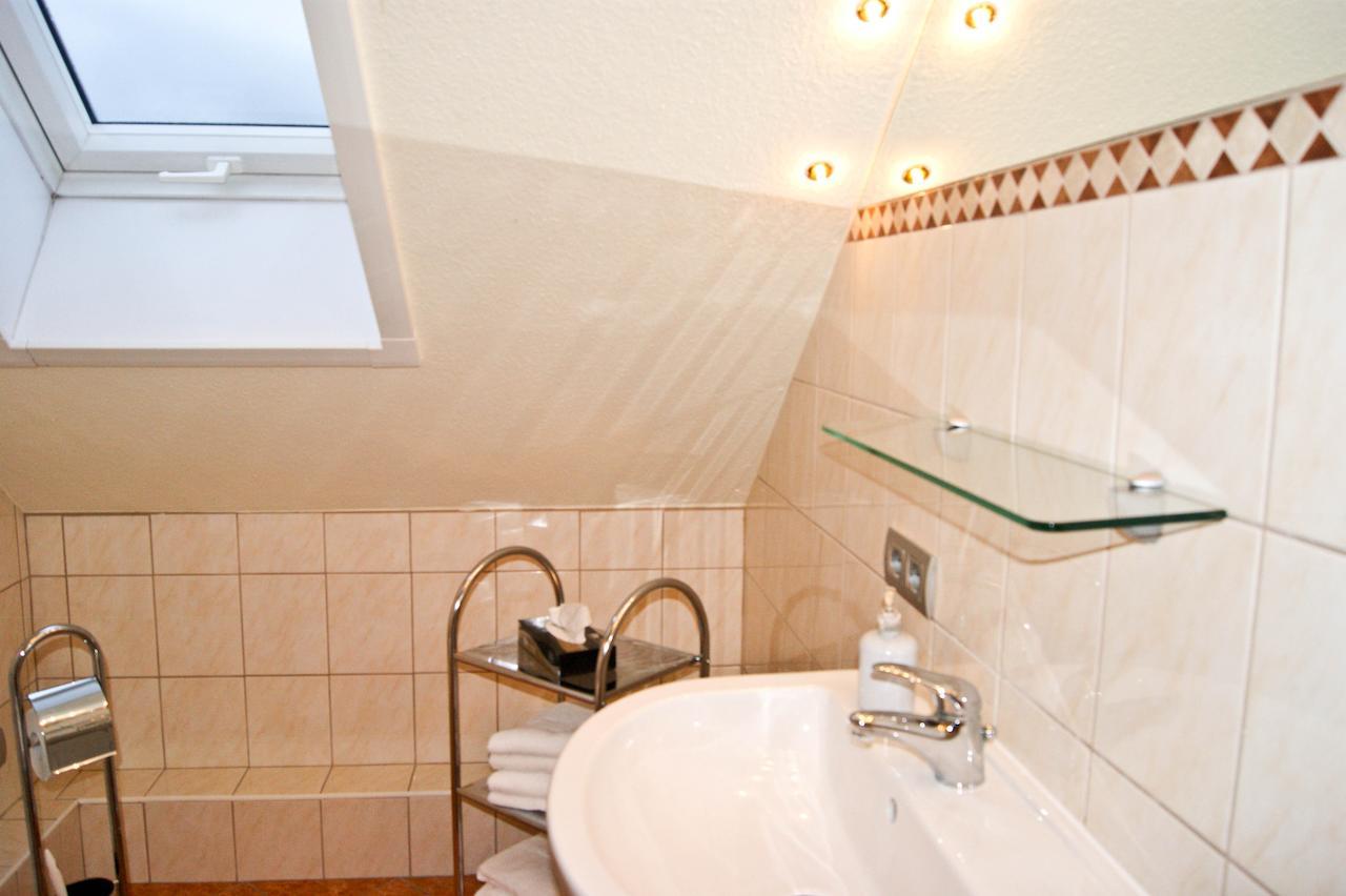 Hotel Schonunger Bucht Waigolshausen Номер фото
